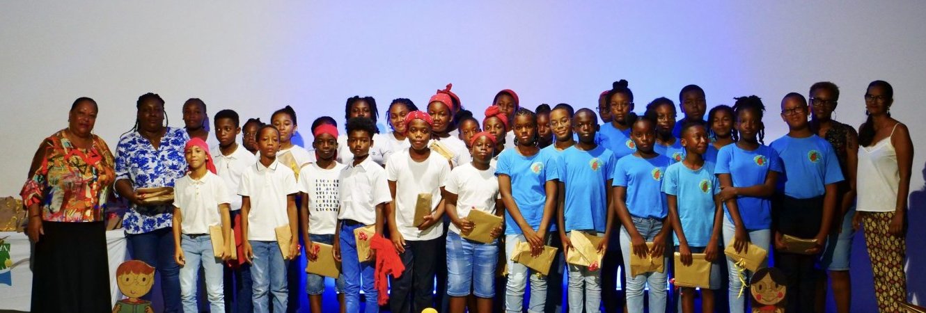 récompenses aux élèves de CM2