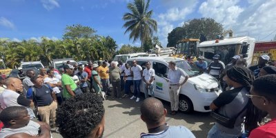 Vente aux enchères des véhicules de la ville de Lamentin