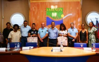 Cérémonie de remise des « Mallettes d'Urgence »