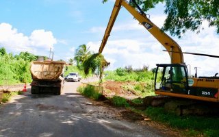  Travaux de curage du cours d'eau de la ravine de Caillou 