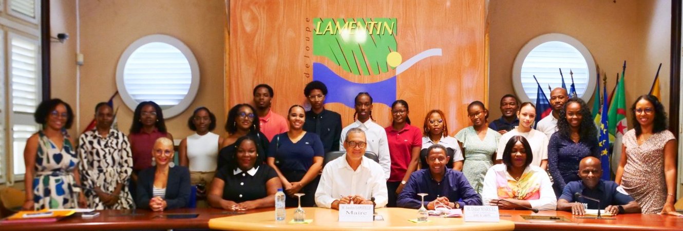 Les volontaires en Service Civique 2025 signent leur engagement !