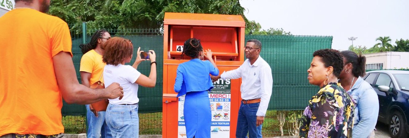 Pose de bornes de collecte de textile usager