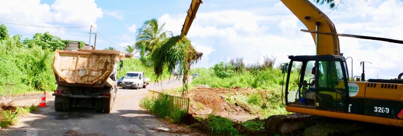  Travaux de curage du cours d'eau de la ravine de Caillou 